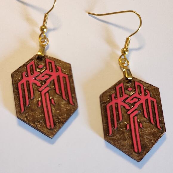 Champion of Kirkwall Dragon Age 2 earrings - Picture 2 of 2